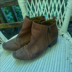Lucky Brand Tan Leather Booties